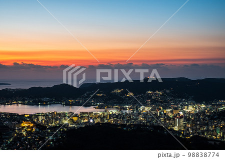 長崎市・夕景 98838774