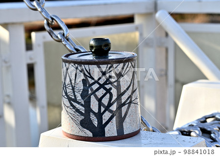 花の器(焼き物と自然と季節の香り) 花の器(焼き物と自然と季節の香り) 98841018