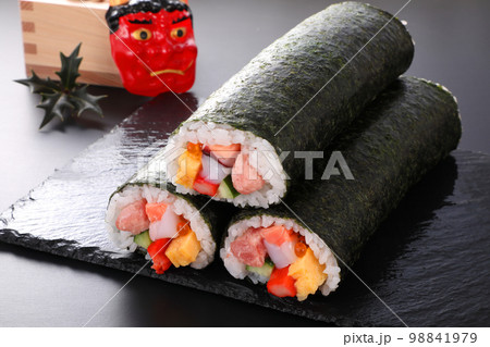 恵方巻 恵方巻 98841979