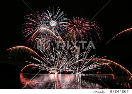 箱根 芦ノ湖 節分祭奉祝花火大会 箱根 芦ノ湖 節分祭奉祝花火大会 98844867