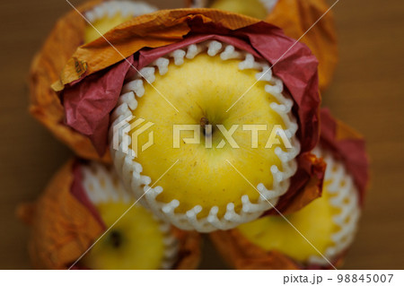 青森りんご（はるか） 98845007