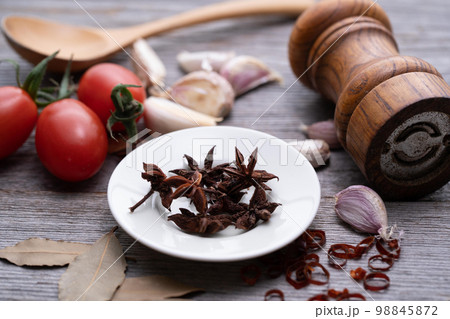 スターアニス　スパイス 98845872