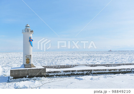 北海道の流氷 98849210