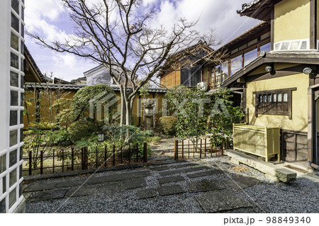 倉敷美観地区 あちの郷の路地 岡山県倉敷市 倉敷美観地区 あちの郷の路地 岡山県倉敷市 98849340