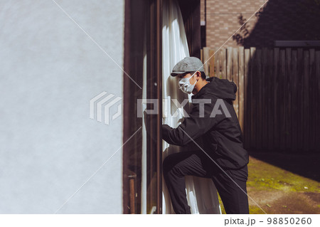 Image photo 98850260