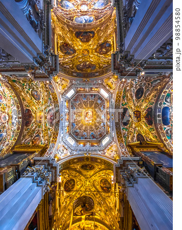 Basilica of Santa Maria Maggiore, a major church in the upper town of Bergamo, Northern Italy 98854580