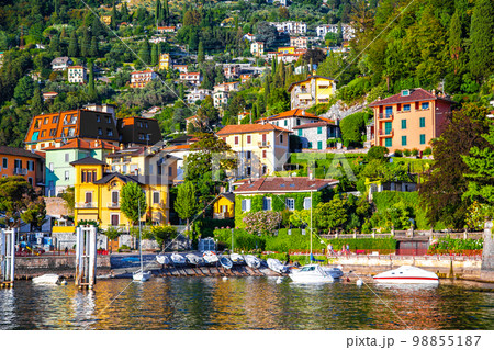 Street view of Bellagio village in Lake Como, in Italy. 98855187