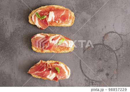 famous Spanish tapa toasted bread with tomato famous Spanish tapa toasted bread with tomato 98857229