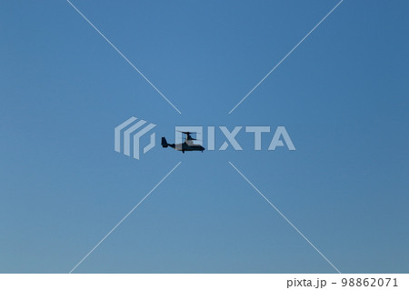 オスプレイ飛行訓練 98862071
