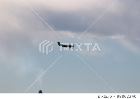 自衛隊機飛行訓練 98862240