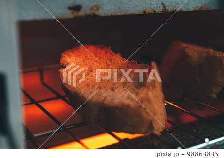 Image photo 98863835