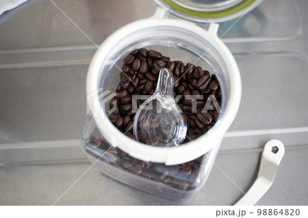 コーヒー豆 98864820