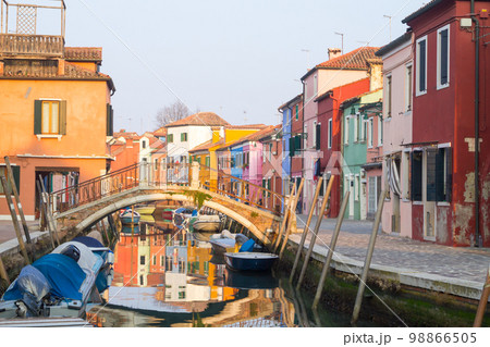 Colorful houses from Burano island, Venice 98866505