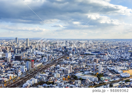 名古屋市街地を見下ろす 98869362