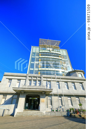 【長崎県】晴天の海上自衛隊佐世保史料館 98871509