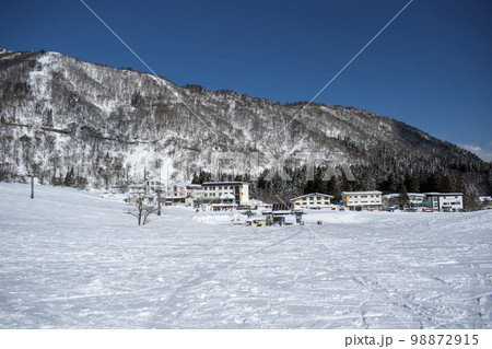 スキー場全景 98872915