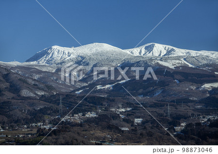 冠雪の蔵王遠望 98873046