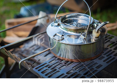 キャンプギア ランプ 焚き火台 ケトル 無骨 キャンプ道具 薪 キャンプギア ランプ 焚き火台 ケトル 無骨 キャンプ道具 薪 98873955