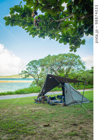 キャンプ ソロテント ワンポールテント 海キャンプ 芝生 無骨 キャンプ ソロテント ワンポールテント 海キャンプ 芝生 無骨 98874033