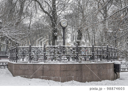 City garden park in Odessa, Ukraine 98874603