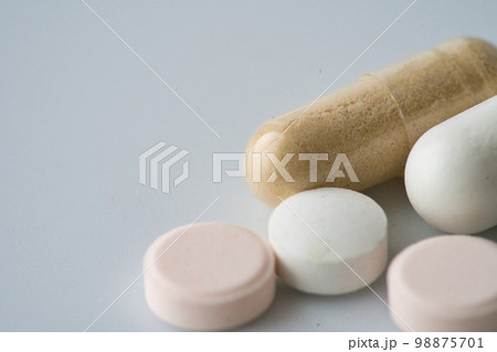 薬 薬 98875701
