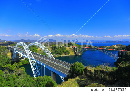 【長崎県】晴天の西海橋と新西海橋(針尾瀬戸) 【長崎県】晴天の西海橋と新西海橋(針尾瀬戸) 98877332