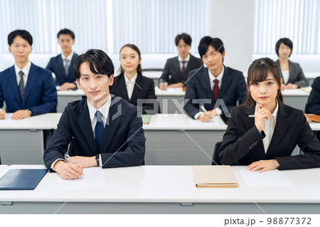 会議 セミナー 講習 研修 勉強会 ビジネス ビジネスマン オフィス 会議 セミナー 講習 研修 勉強会 ビジネス ビジネスマン オフィス 98877372