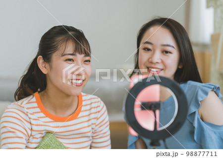 roommate roommate 98877711