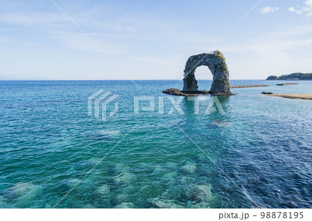 奥尻島で見た景色 (日本 - 北海道 - 鍋釣岩) 奥尻島で見た景色 (日本 - 北海道 - 鍋釣岩) 98878195