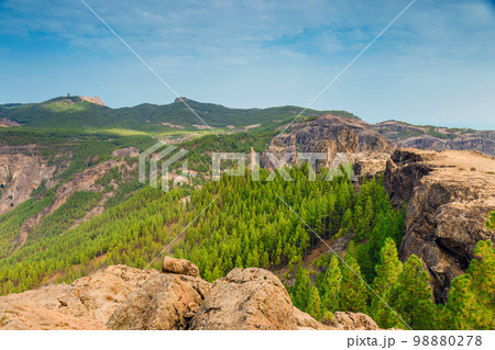 Pico de las Nives, landscape of the volcanic island of gran canaria 98880278