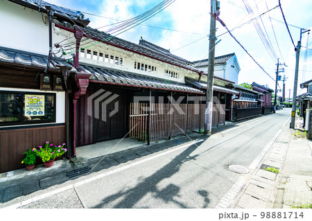 【重要伝統的建造物群保存地区】龍野の街並み　川原町地区の風景8　兵庫県たつの市 98881714