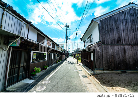 【重要伝統的建造物群保存地区】龍野 川原町地区の風景9 兵庫県たつの市 【重要伝統的建造物群保存地区】龍野 川原町地区の風景9 兵庫県たつの市 98881715