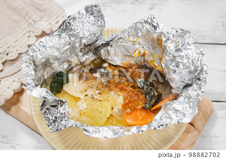 焼いたみそマヨのタラのホイル焼き 98882702