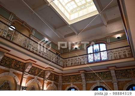 【ダニーデン・ニュージーランド】ダニーデン駅舎 98884319