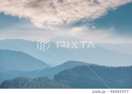Mountains in Washington Mountains in Washington 98885457