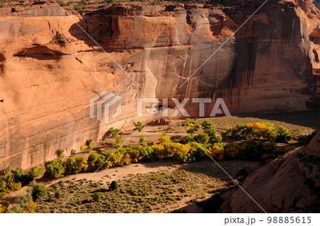 Autumn White House Ruins Canyon De Chelly 98885615
