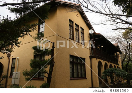 神戸女学院大学 神戸女学院大学 98891599