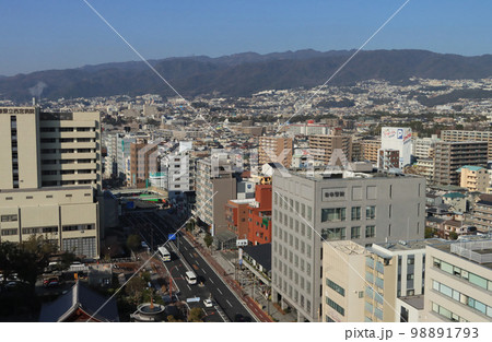 西宮市　六湛寺町付近のビル群 98891793