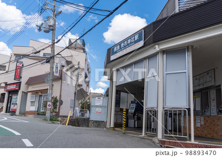駅前風景　売布神社 98893470
