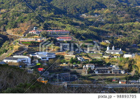 【長崎県】長崎市外海の石積出津集落（出津教会堂） 98893705