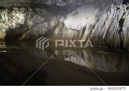 秋吉台 秋吉台 98893975