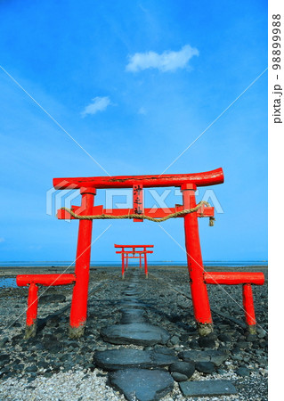 【佐賀県】大魚神社の海中鳥居 【佐賀県】大魚神社の海中鳥居 98899988