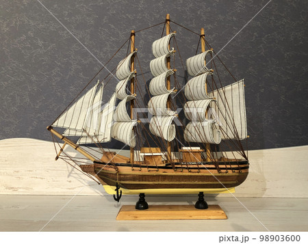 Vintage Sailing ship still life 98903600