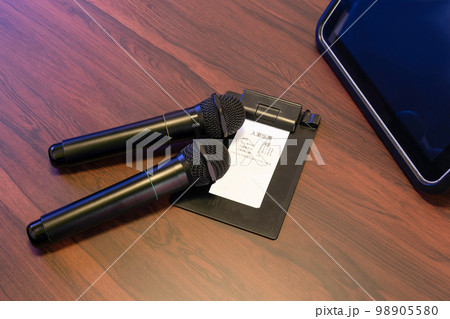 カラオケイメージ カラオケイメージ 98905580