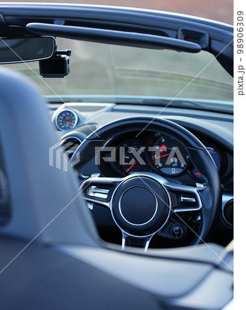 ポルシェ718ボクスター インテリア(ハンドル、メーター) ポルシェ718ボクスター インテリア(ハンドル、メーター) 98906309