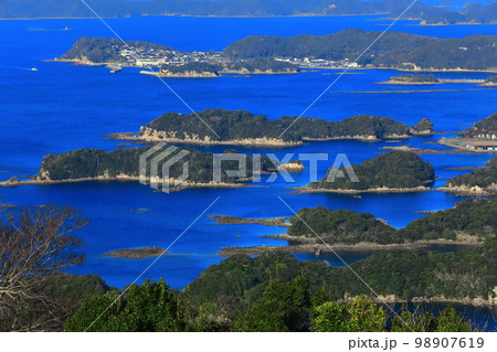 長崎県】晴天の九十九島（佐世保 石岳展望台）の写真素材 [98907619] - PIXTA