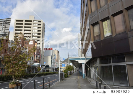 鳥取市街地の都市風景 98907929