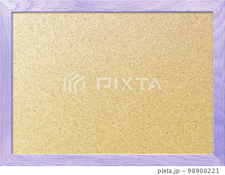 木製フレームの淡い薄紫色の枠のある薄茶色のきめ細かいコルクボードの背景画像 98908221