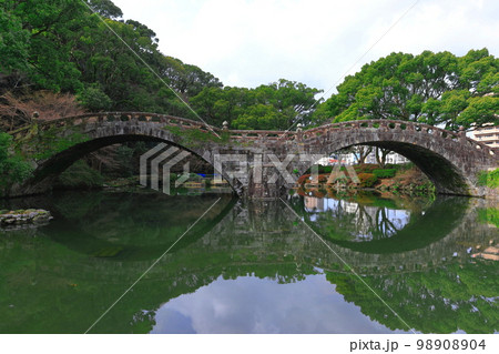 【長崎県】諫早公園の眼鏡橋 【長崎県】諫早公園の眼鏡橋 98908904
