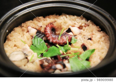 タコめし 98909980